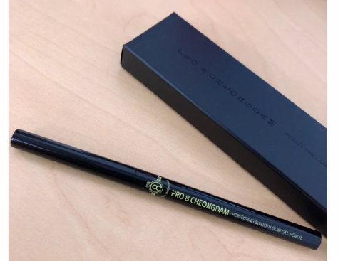 四款平价眼线笔推荐 自然不晕染 四款平价眼线笔推荐 自然不晕染