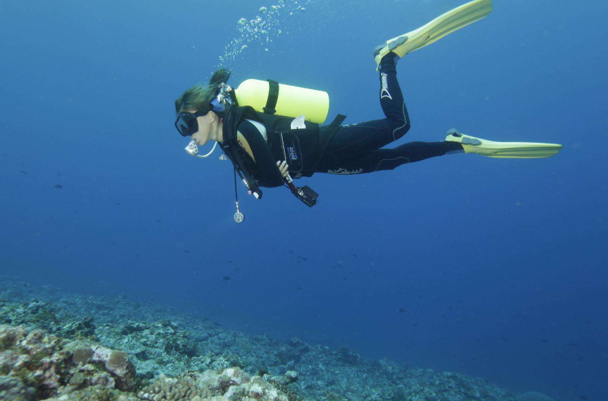 想要拥抱大海 这些潜水装备不可少 想要拥抱大海 这些潜水装备不可少