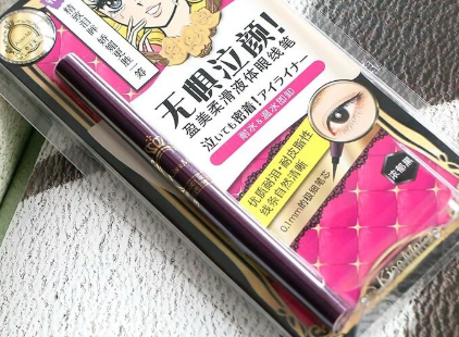 自然不晕染才是关键 八款好用不贵的眼线笔推荐 自然不晕染才是关键 八款好用不贵的眼线笔推荐