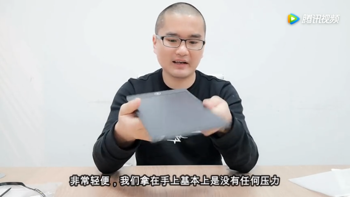评测一款健康无污染黑科技画画板 实用且便宜