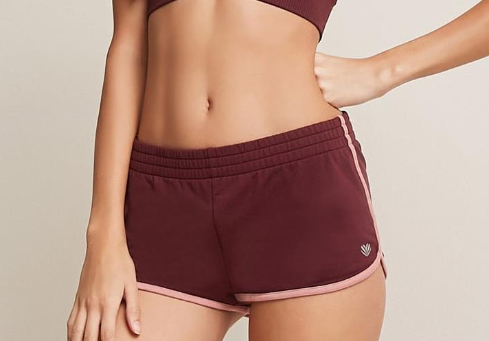 好物分享——什么样的运动服 女生穿着健身又美又吸睛 好物分享——什么样的运动服 女生穿着健身又美又吸睛