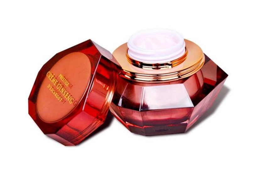 伊思晶钻红参蜗牛面霜怎么样?味道如何? 伊思晶钻红参蜗牛面霜怎么样?味道如何?