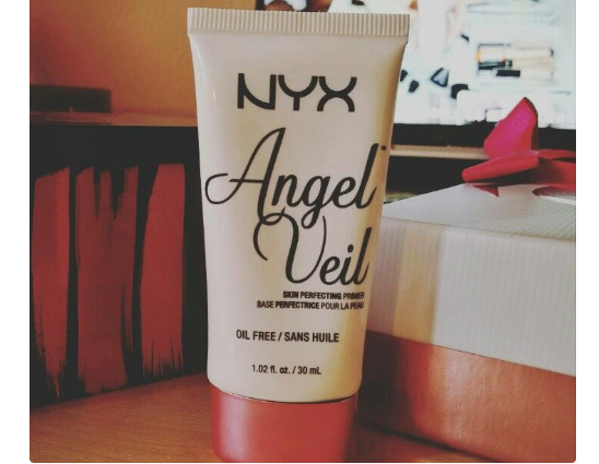 nyx天使面纱妆前乳油吗？上脸好推开吗？