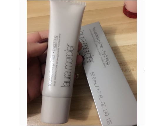 罗拉隔离妆前乳好用吗?干皮选择哪一款? 罗拉隔离妆前乳好用吗?干皮选择哪一款?