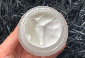 透蜜素颜霜效果怎么样?素颜霜有哪些优点呢? 透蜜素颜霜效果怎么样?素颜霜有哪些优点呢?