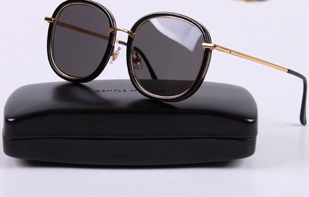 墨镜品牌有哪些?你用过哪个? 墨镜品牌有哪些?你用过哪个?