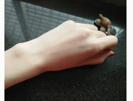 得鲜遮瑕液怎么样？哪个色号最合适？