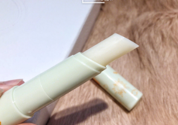 润唇膏哪款好用?润唇膏深度测评推荐? 润唇膏哪款好用?润唇膏深度测评推荐?