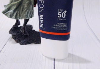 李佳琦推荐的防晒?李佳琪男士防晒分享? 李佳琦推荐的防晒?李佳琪男士防晒分享?