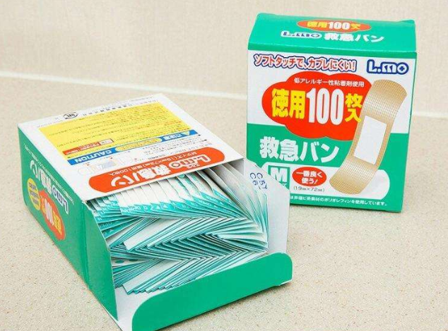 日本创可贴上面有药吗?好不好用? 日本创可贴上面有药吗?好不好用?