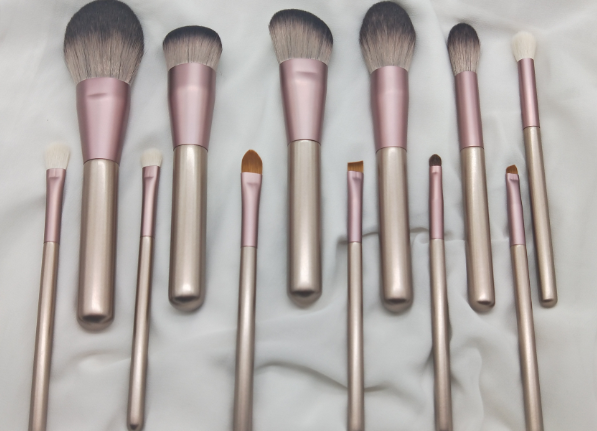 新手化妆刷多少支?具体使用方法? 新手化妆刷多少支?具体使用方法?