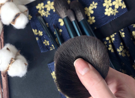 花漾化妆刷好用吗？青黛系列怎么样？