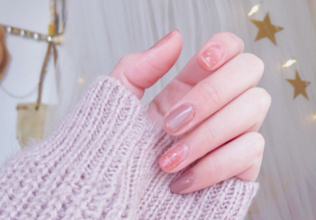 悦诗风吟指甲油人气色?64号色怎么涂好看? 悦诗风吟指甲油人气色?64号色怎么涂好看?