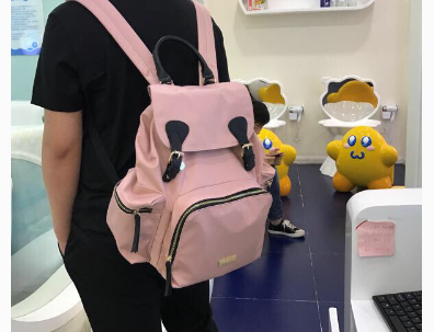 嫚熙妈咪包怎么样？分层多吗？