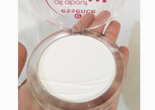 essence蜜粉饼成分？真的好用吗？