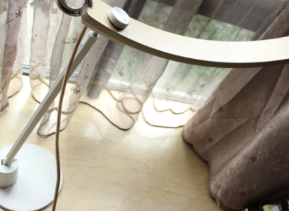 明基的护眼台灯好不好?能调节吗? 明基的护眼台灯好不好?能调节吗?