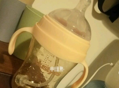 嘉也奶瓶怎么样？什么材质？