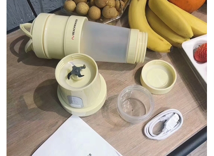 领豪榨汁机怎么样?会破坏水果的营养成分吗? 领豪榨汁机怎么样?会破坏水果的营养成分吗?