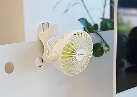 yoobao羽博小风扇好吗?yoobao羽博小风扇有几档? yoobao羽博小风扇好吗?yoobao羽博小风扇有几档?