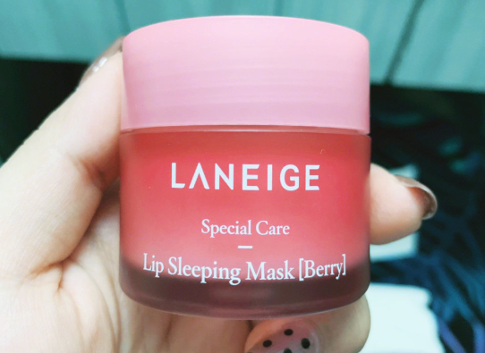 凡士林和兰芝唇膜哪个好用？值得推荐吗？