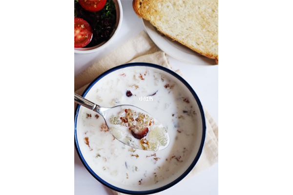 夏天吃出水光肌的小tips——进口奶锅轻松打造 夏天吃出水光肌的小tips——进口奶锅轻松打造