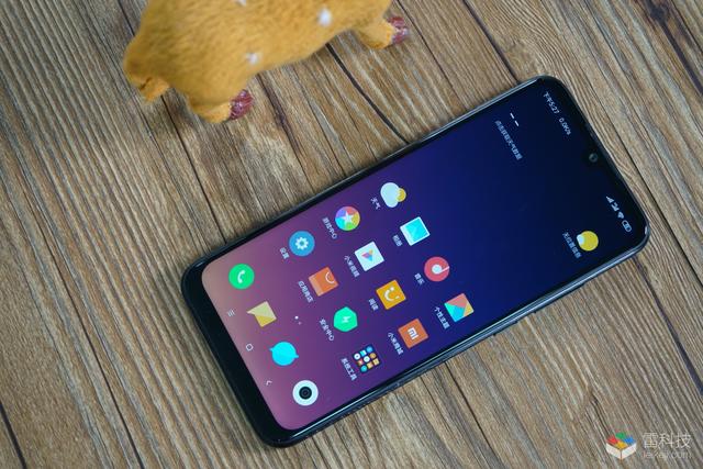 2019上半年千元机盘点:百花齐放各有特色,选择有点难 2019上半年千元机盘点:百花齐放各有特色,选择有点难