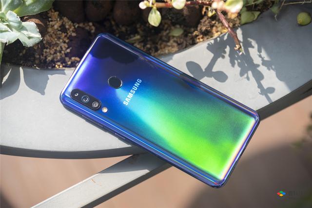 2019上半年千元机盘点:百花齐放各有特色,选择有点难 2019上半年千元机盘点:百花齐放各有特色,选择有点难