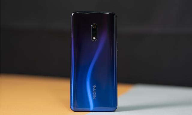 2019上半年千元机盘点:百花齐放各有特色,选择有点难 2019上半年千元机盘点:百花齐放各有特色,选择有点难