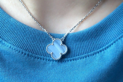 梵克雅宝四叶草项链材质?梵克雅宝四叶草项链哪个颜色好看? 梵克雅宝四叶草项链材质?梵克雅宝四叶草项链哪个颜色好看?