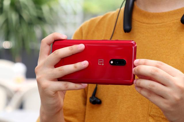 一加7真实上手体验:这个价位的真机皇 一加7真实上手体验:这个价位的真机皇