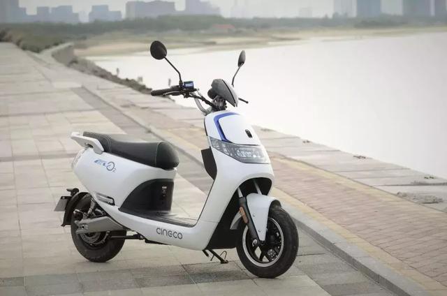 宗申电动摩托车森蓝评测,均速20续航可达100km,匀速40续航仅60k 宗申电动摩托车森蓝评测,均速20续航可达100km,匀速40续航仅60k