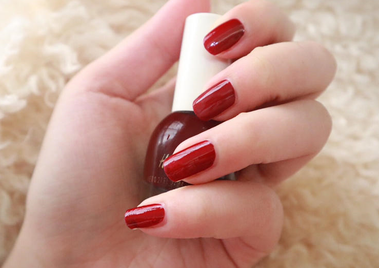 平价指甲油哪个牌子好?谁能推荐一些颜色好看吗? 平价指甲油哪个牌子好?谁能推荐一些颜色好看吗?