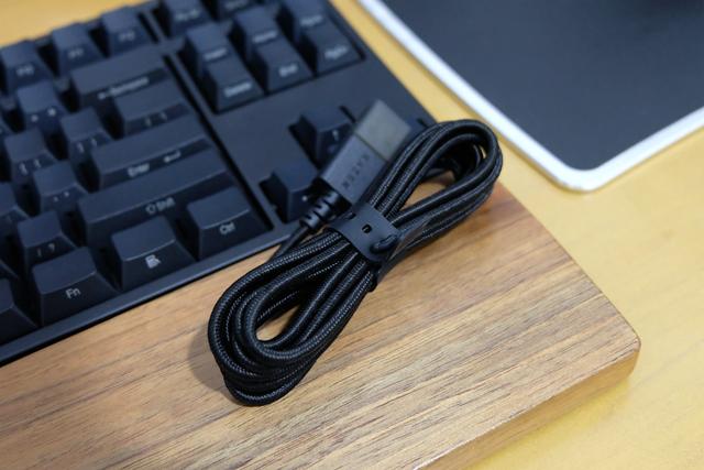 雷蛇曼巴眼镜蛇无线双模版 入手体验 雷蛇曼巴眼镜蛇无线双模版 入手体验