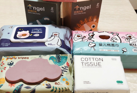 小白熊湿纸巾好用吗?值得入吗? 小白熊湿纸巾好用吗?值得入吗?