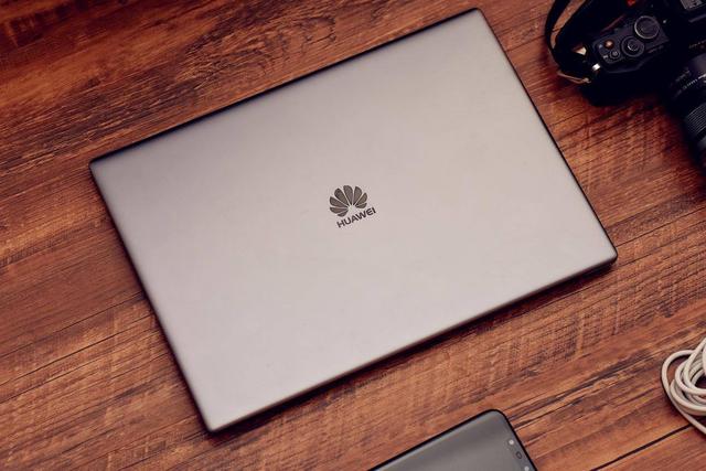 轻薄本倾情推荐,良心之作,在品控上可与苹果一较高下 轻薄本倾情推荐,良心之作,在品控上可与苹果一较高下