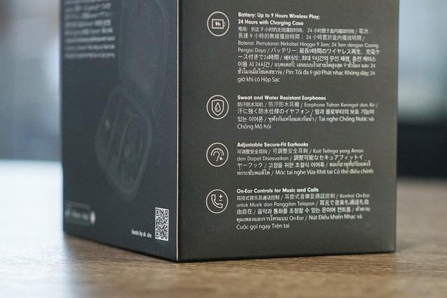 真机开箱：POWER BEATS PRO，支持语音唤醒Siri，左右耳独立使用