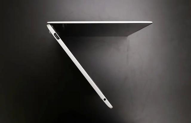 夏日办公别负重,超薄笔记本电脑伴你轻松出行 夏日办公别负重,超薄笔记本电脑伴你轻松出行