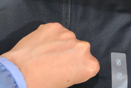 优衣库防晒衣买什么颜色比较好?优衣库防晒衣哪个颜色显白? 优衣库防晒衣买什么颜色比较好?优衣库防晒衣哪个颜色显白?