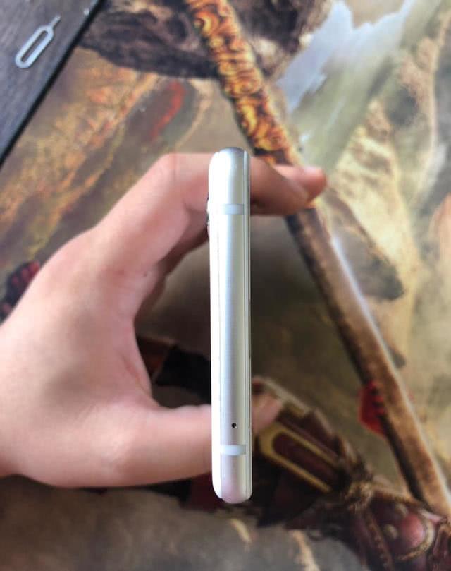 小米跳水王:从3599降至1899,网友:后悔买早了 小米跳水王:从3599降至1899,网友:后悔买早了