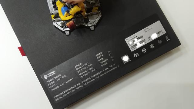 手腕上的智能手机？中国移动智能手表W10体验