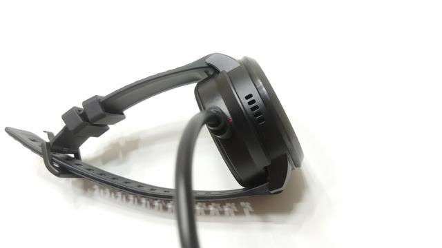 手腕上的智能手机？中国移动智能手表W10体验