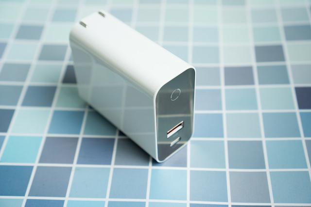 双口可用还能定时断电,倍思45W双口充电器体验 双口可用还能定时断电,倍思45W双口充电器体验