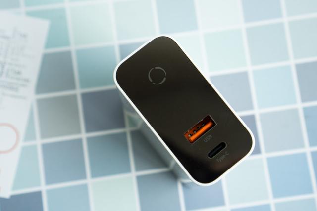 双口可用还能定时断电,倍思45W双口充电器体验 双口可用还能定时断电,倍思45W双口充电器体验