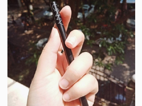 unny眼线胶笔色号?价格贵不贵? unny眼线胶笔色号?价格贵不贵?