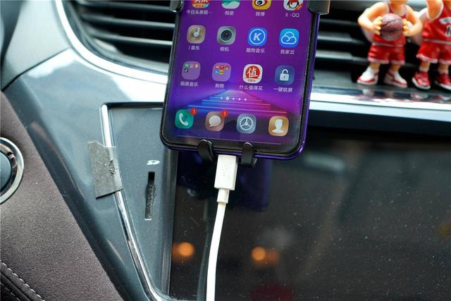 售价38,可以自动固定小米,华为,vivo手机,好吧!我是标题党 售价38,可以自动固定小米,华为,vivo手机,好吧!我是标题党