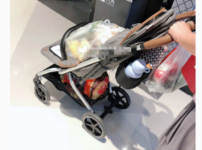 婴儿车什么款式的好？谁能介绍一下？