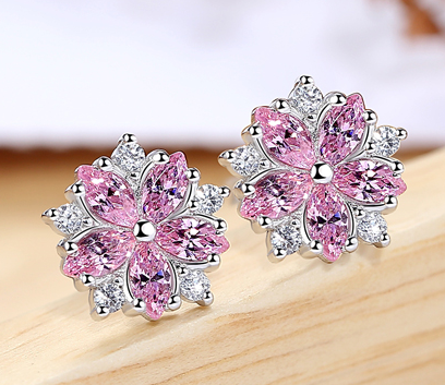 甜美可爱,介绍三款Vana小巧甜美系耳钉 甜美可爱,介绍三款Vana小巧甜美系耳钉