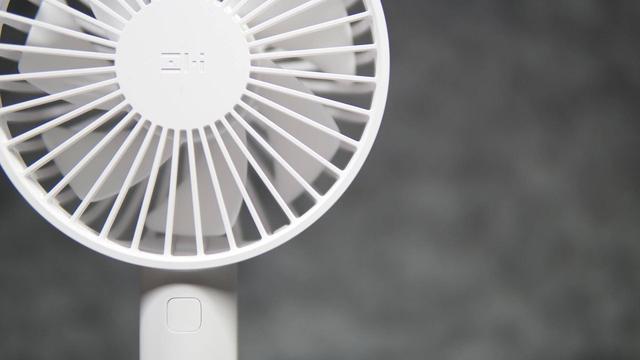 随身携带的解暑利器——ZMI手持随身风扇(3350版) 随身携带的解暑利器——ZMI手持随身风扇(3350版)