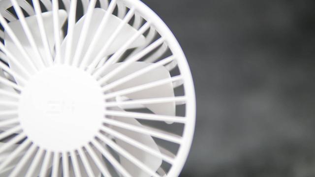 随身携带的解暑利器——ZMI手持随身风扇(3350版) 随身携带的解暑利器——ZMI手持随身风扇(3350版)