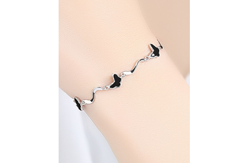 Vana手链那么多应该如何正确挑选?可以看看这里 Vana手链那么多应该如何正确挑选?可以看看这里